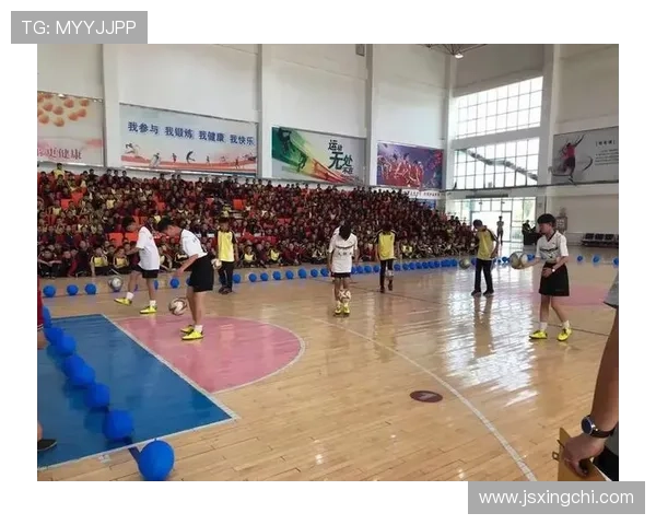 刘强独家揭秘：深入解析足球技巧与战术心得分享