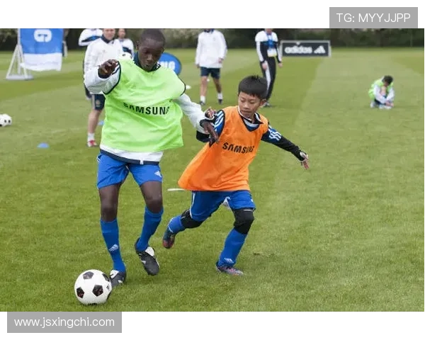 梦中邂逅足球明星的妹妹与我共同追逐梦想的奇幻旅程 梦中邂逅足球明星的妹妹与我共同追逐梦想的奇幻旅程